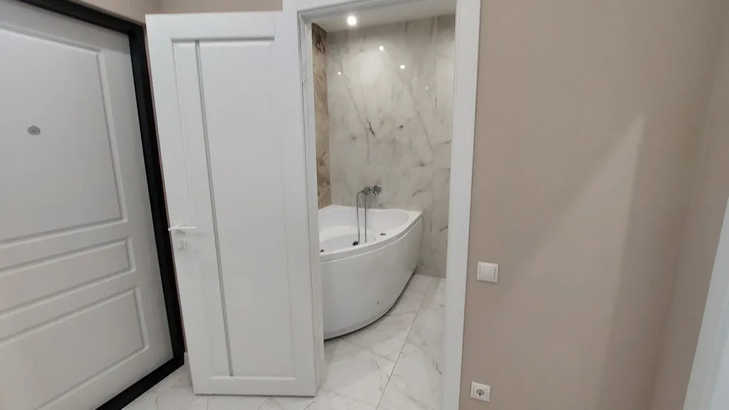 Двухкомнатная с джакузи