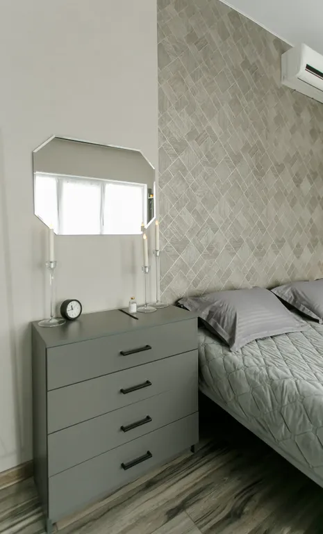 Студия с видом на горы