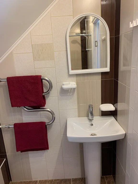 Квартира Уютная комната-студия с видом на сад — Севастополь