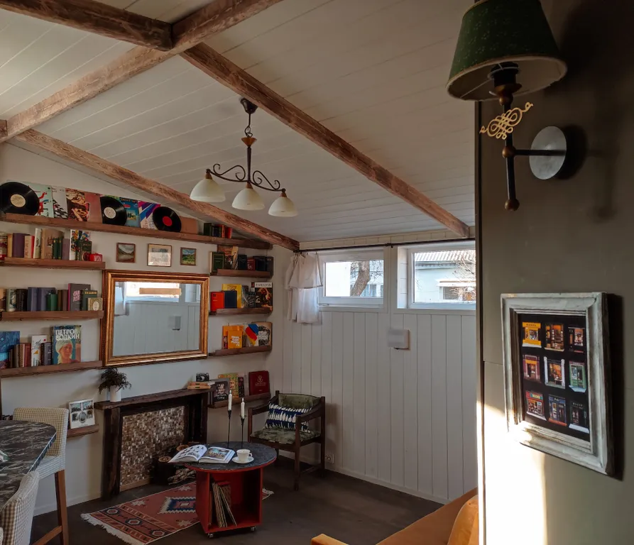 Коттедж Книжный дом с садом под виноградом — Кисловодск