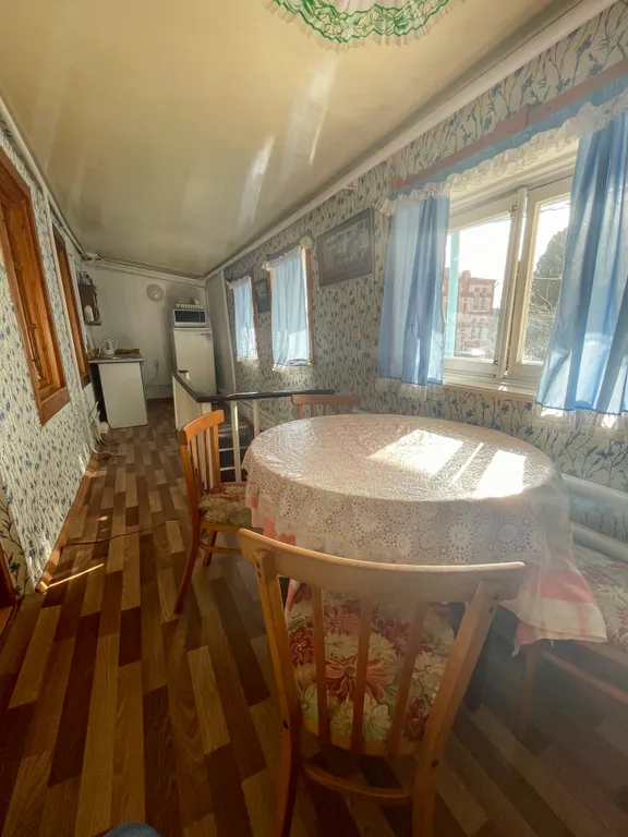 Домик с камином 2-уровневый с кухней у Парка и Цветник