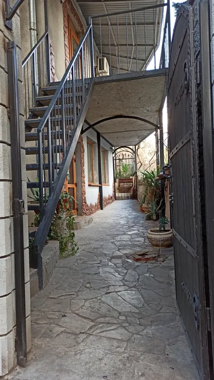 Коттедж Уютный коттедж рядом с Набережной — Ялта