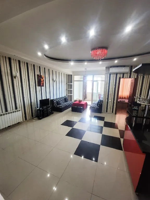 Квартира с новым ремонтом