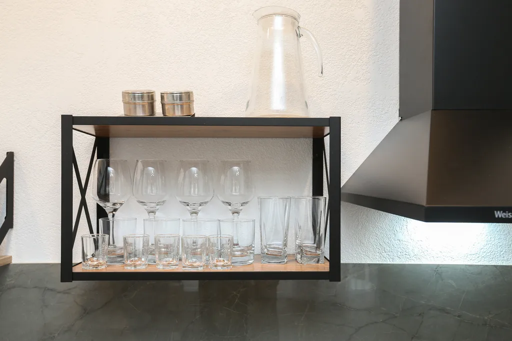 Дом у озера Белая Дача