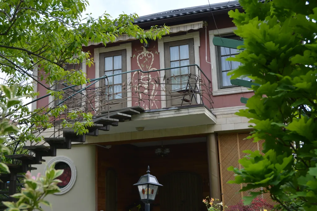 Коттедж Дом с верандой в саду — аренда посуточно в Кабардинка