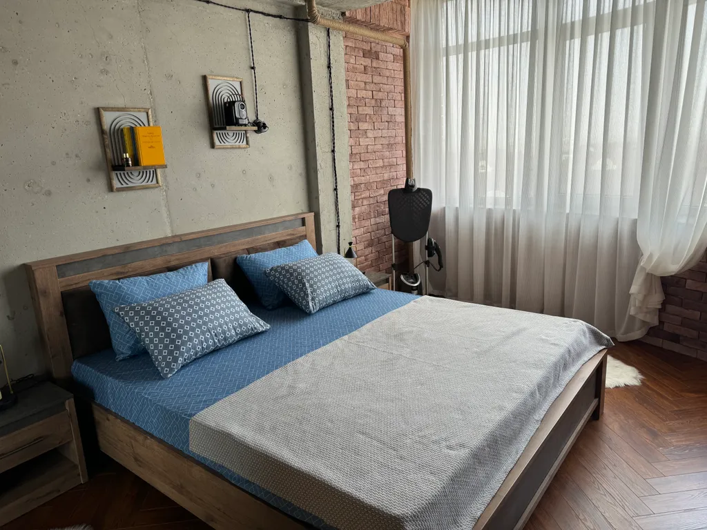 Шикарная квартира в лофт стиле, недалеко от моря со всеми удобствами