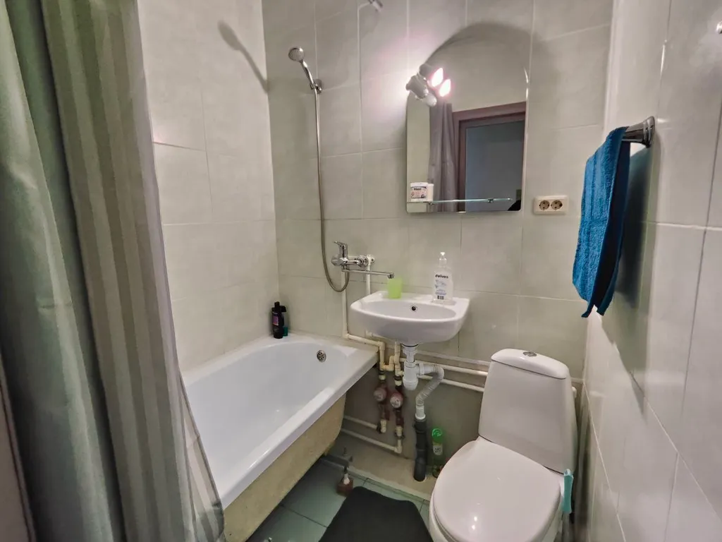 Просторная пятиместная комната