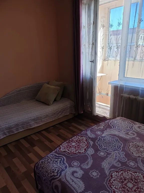 В районе глазной клиники Мицар, областной больницы