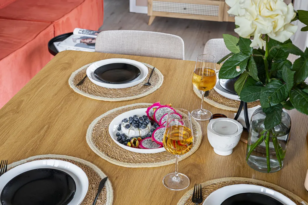 Коттедж Панорамный дом среди зимнего леса рядом с озером — Семеновское