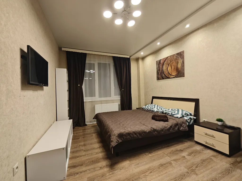 Просторная и уютная квартира рядом с Визус — аренда посуточно в Сургут