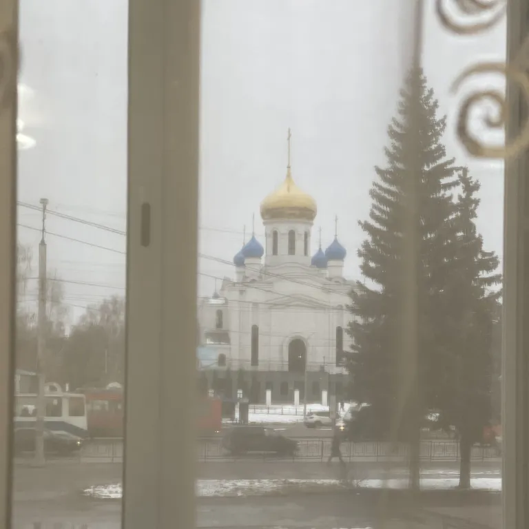 Апартаменты возле торгового центра Макси