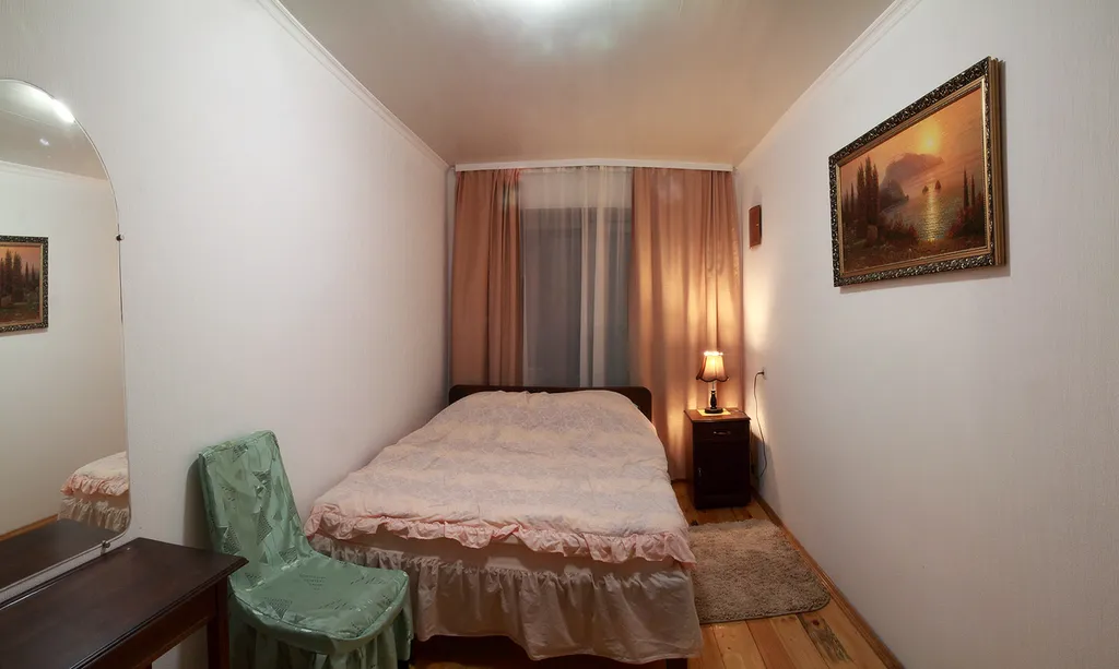 Коттедж Дом 3 спальни, большой двор беседка мангал усадьба Можжевеловый дворик — Айвовое