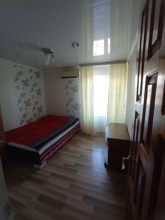 с кухней с отдельным входом