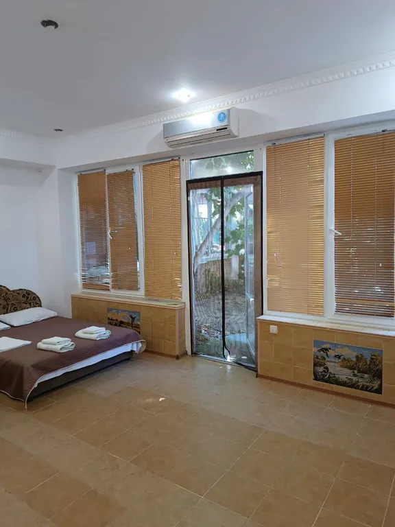 Квартира Комната — Новоотрадное