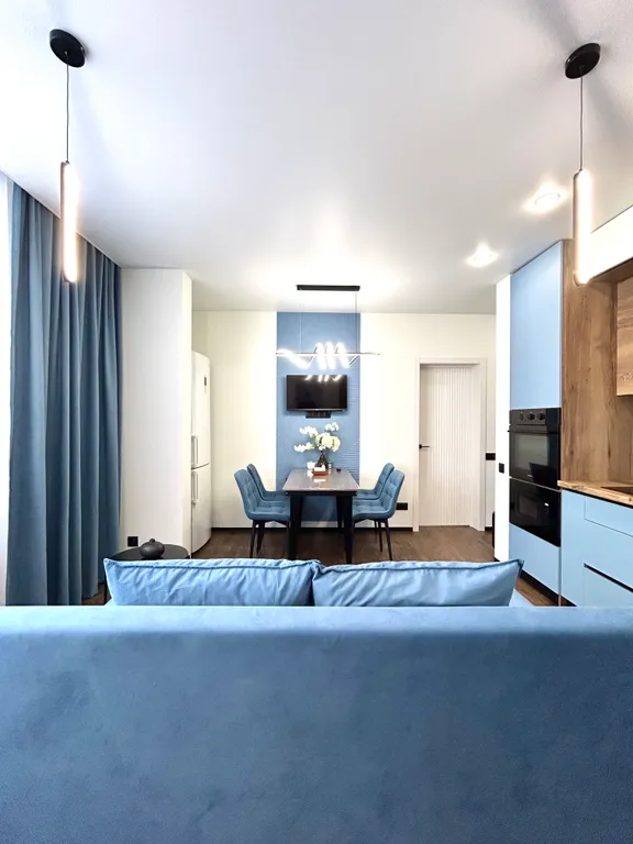 Евротрешка с дизайнерским ремонтом