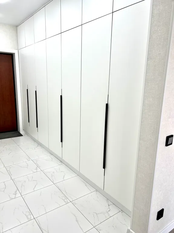 Уютная студия с видом на Белую