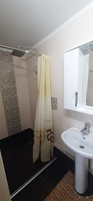 Уютный номер для двоих с видом на море