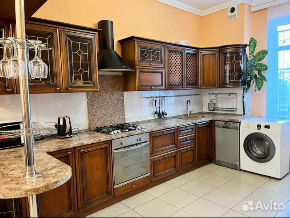 Два этажа с отдельным входом в уютном доме в ущелье рядом с озером