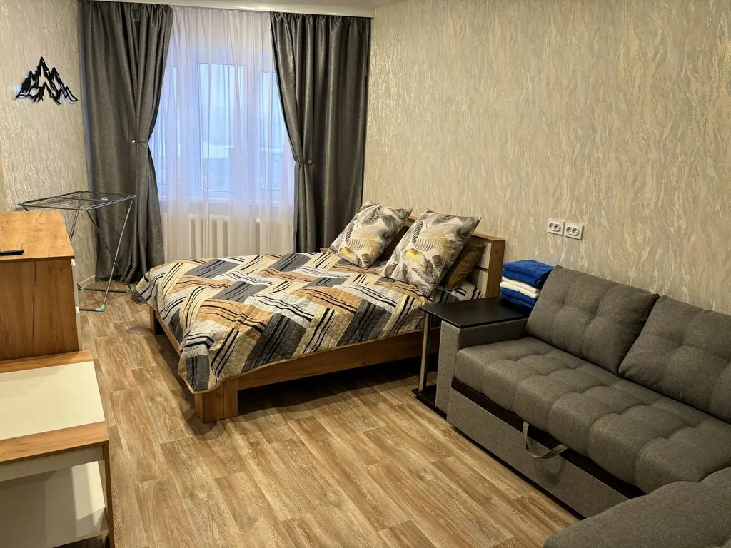 Уютная квартира с современным ремонтом — аренда посуточно в Кировск