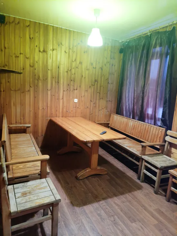 Дом с баней и бассейном