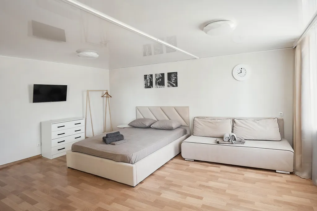 Квартира Уютная, светлая, свежая студия в центре города — аренда посуточно в Курган