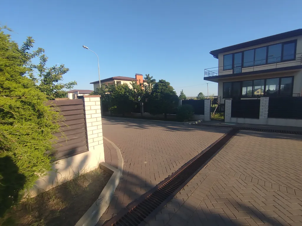 Коттедж в охраняемом коттеджном поселке на берегу Азовского моря