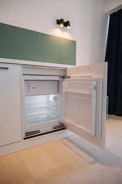 Апартамент с панорамной ванной рядом с морем