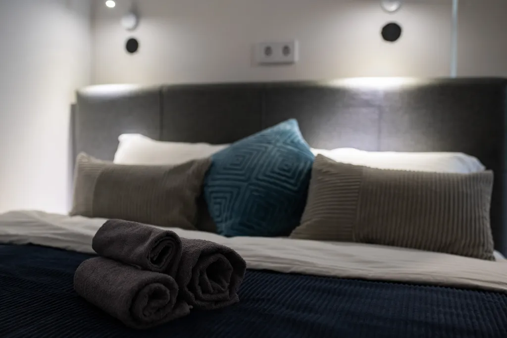 Квартира у пруда