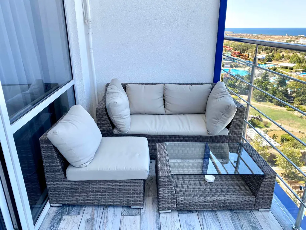 Дизайнерские Апартаменты Акваделюкс с видом на море и бассейном