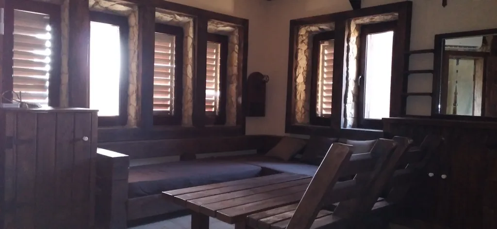 Замок у мыса Фиолент