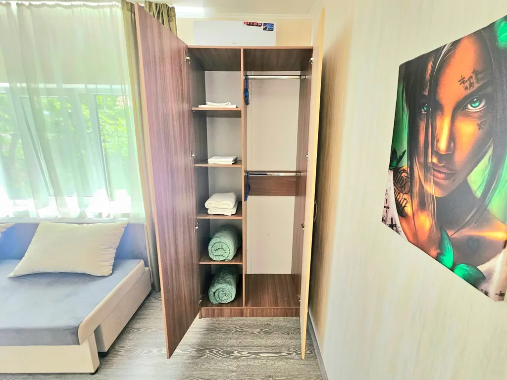 Квартира Квартира Студия в новом доме в тихом районе — Цемдолина