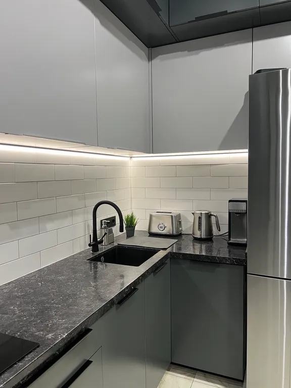 Апартаменты с офисом в КМ Tower Plaza