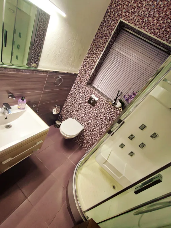 Комфортная трёшка у сквера Стамбул