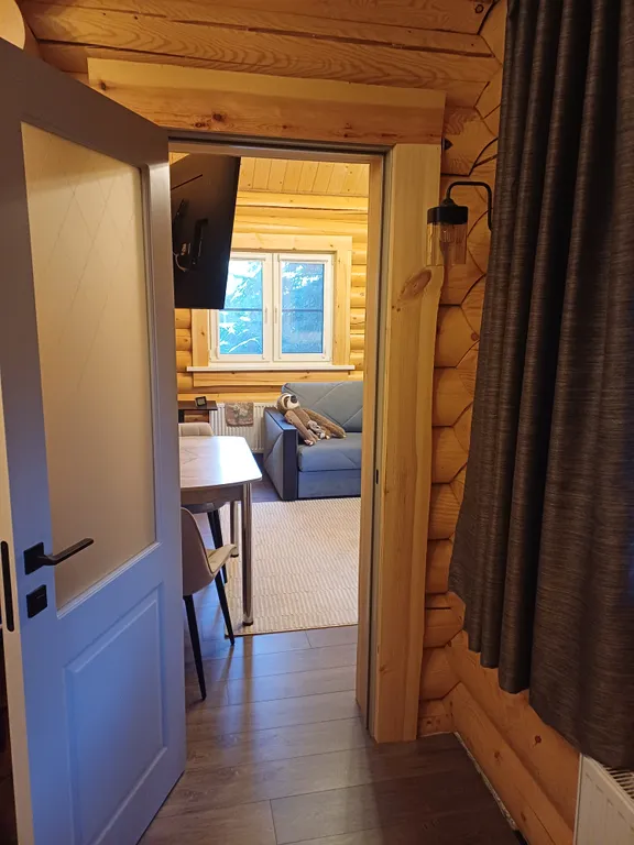 Дом в сосновом лесу