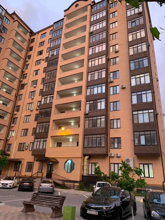 Уютная светлая квартира у моря с красивым видом из окон