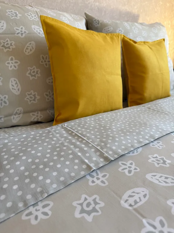 Уютная двухкомнатная квартира рядом с Крещенским парком