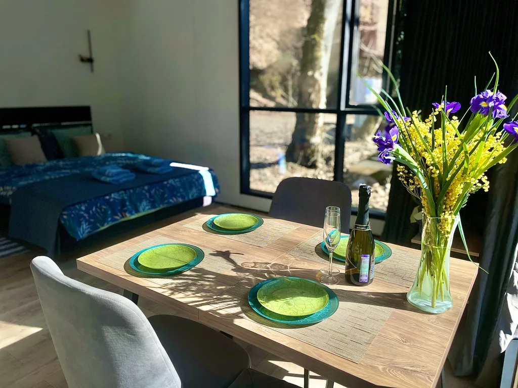 Коттедж Новый дом с панорамными окнами у леса, в 5 минутах до канатных дорог — аренда посуточно в Эсто-Садок