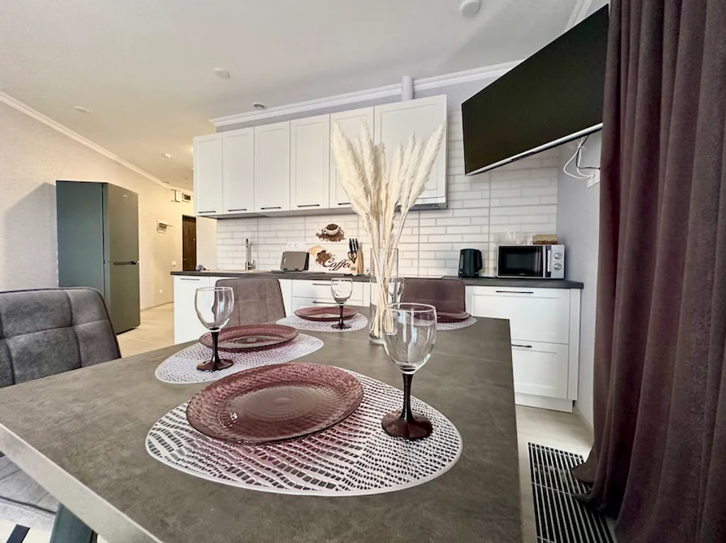 Апартамент Ls-wine and sunset с отдельной спальней с видом на море 5эт