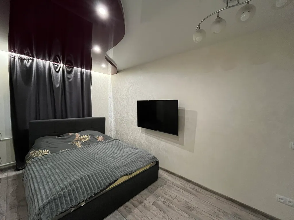 Уютная 2х комнатная недорогая  квартира в самом центре города