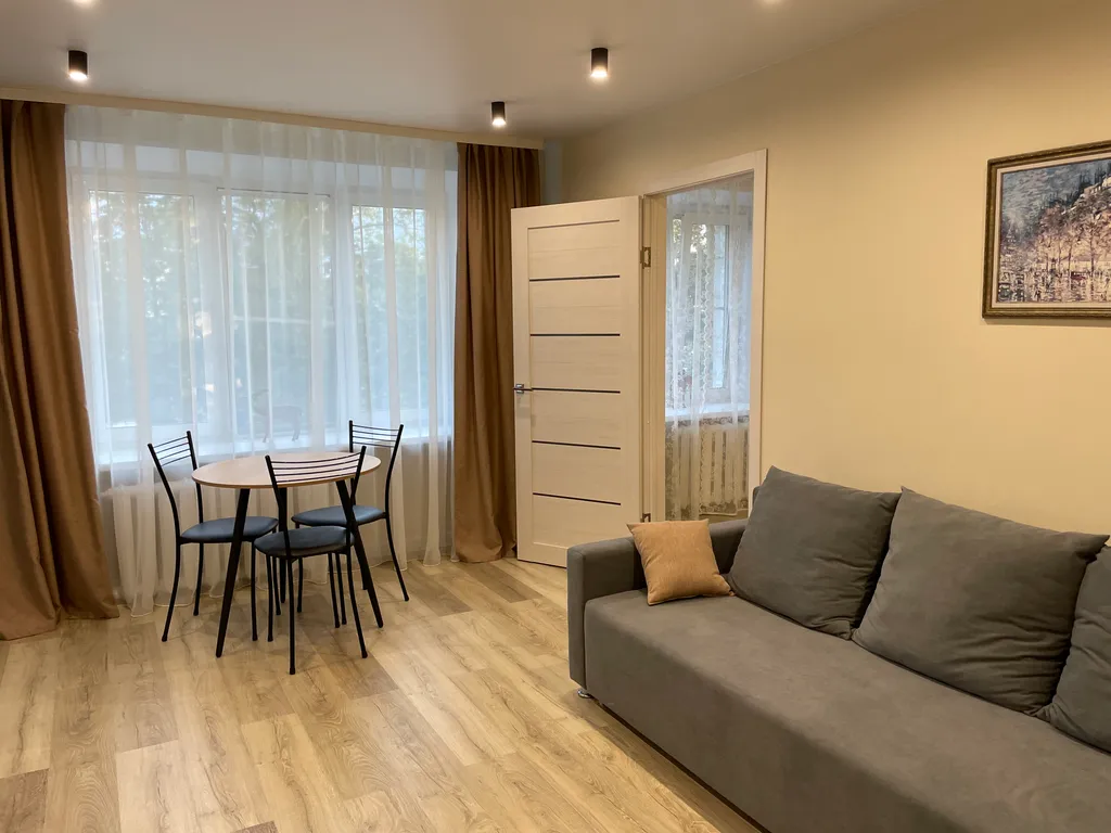 Уютная квартира на набережной Федоровского со знаменитыми закатами