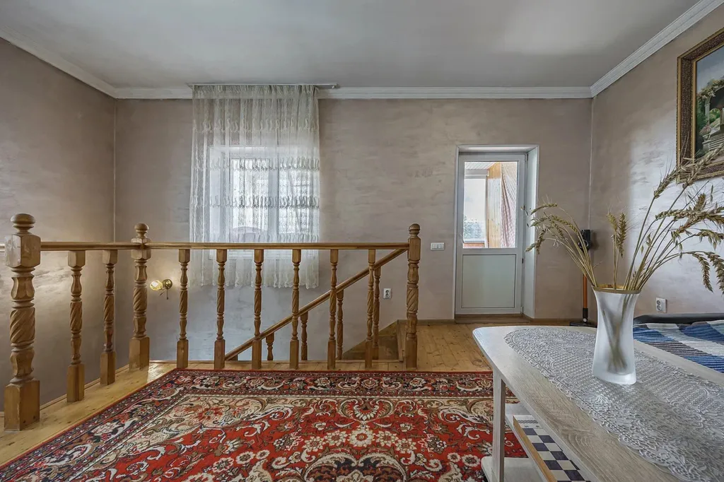 Дом в черте города