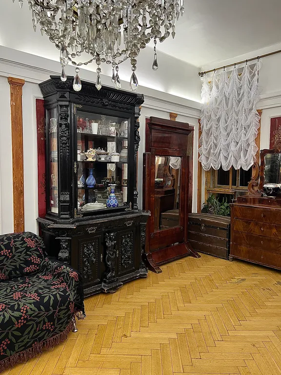Квартира Квартира с антикварной мебелью — Москва
