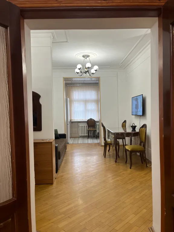 Квартира в центре Владикавказа с высокими потолками