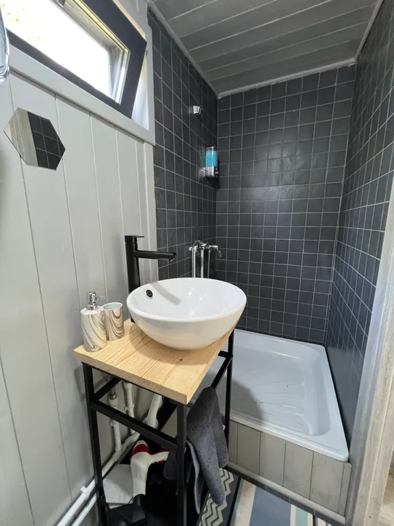 Домики с баней и чанами в Верхнем Дуброво