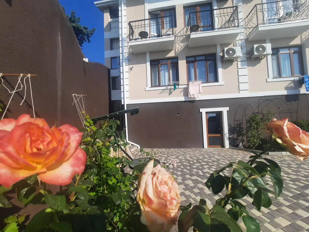 Комната с видом на море 11