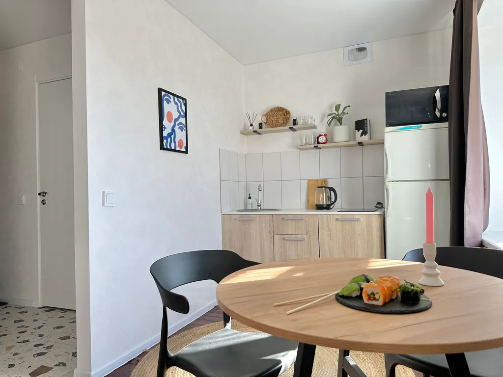 Солнечная квартира на Дежнёва