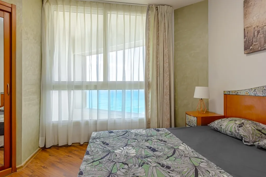 1202 апартаменты с видом на море и бесплатной парковкой