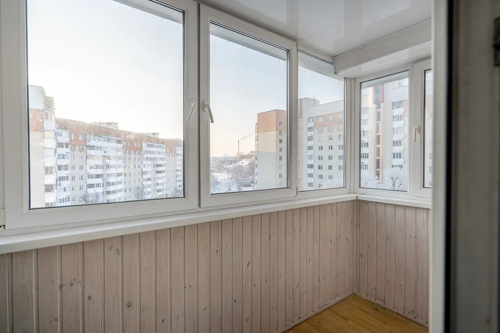 Апартаменты Ladgorna четырехкомнатные возле ТЦ Галерея