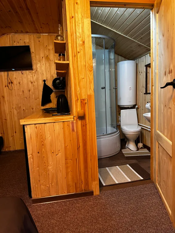 Коттедж Уютный домик с панорамными окнами с видом на лес — Архыз