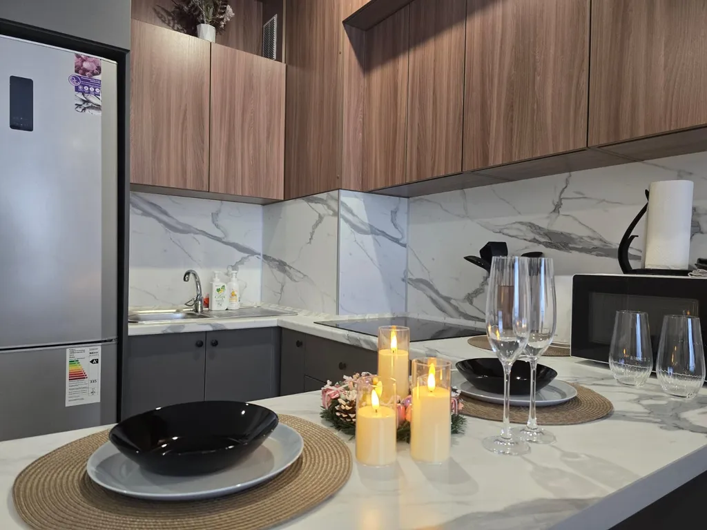 Уютная студия с видом на город